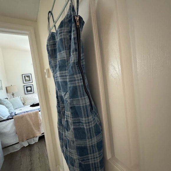 H&M Blue Plaid Women's Dress - Picture 4 of 5